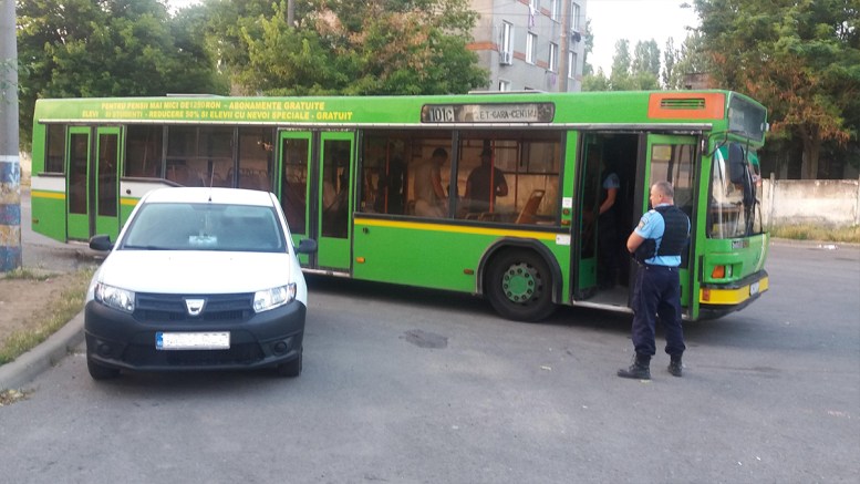 autobuz-ratc-jandarmi-motorina.jpg